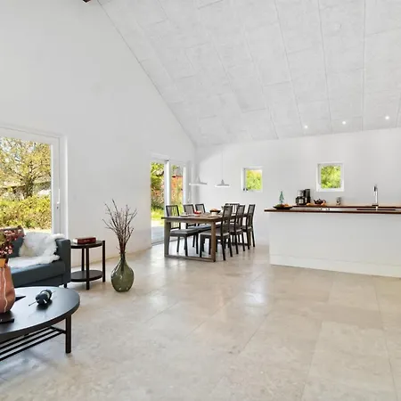 Hidde - 200m From The Sea By Interhome * Rønde